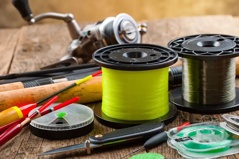 Different types of fishing line