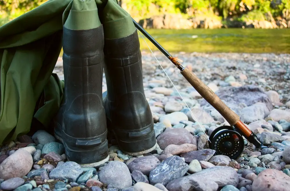 How to Choose the Best Fly Fishing Wader