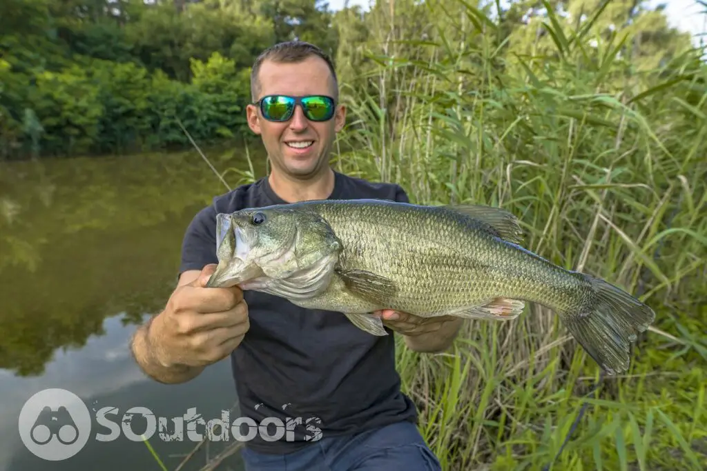 How To Catch A 10-Pound Bass In 2022