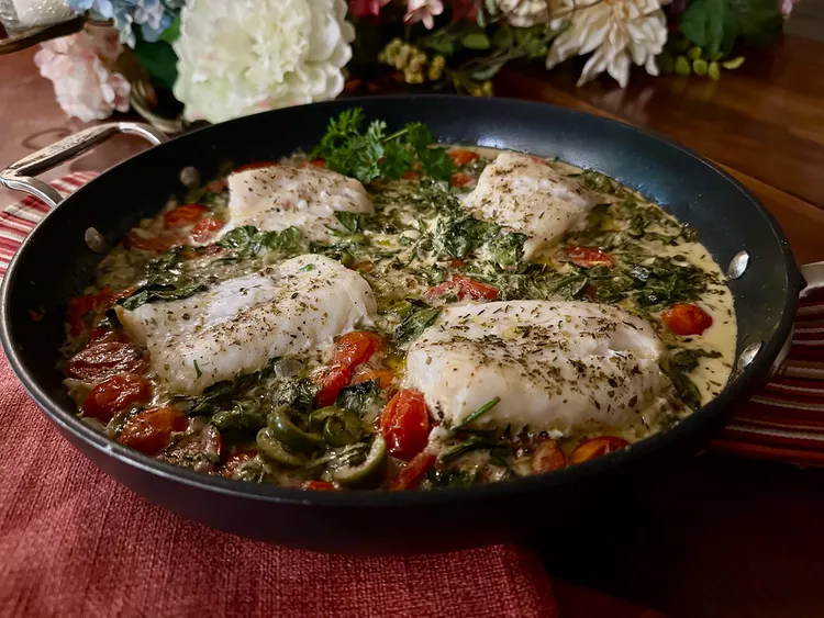 1-Mediterranean Baked Fish-8733274_Mediterranean-Baked-Fish_Brenda-Venable_4x3-37d8bfa5cc2041ae897b866f0fbbf199 Mediterranean Baked Fish