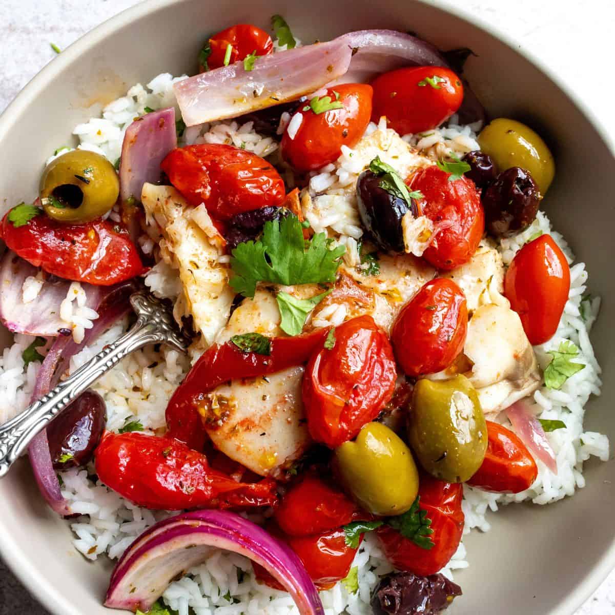6-Easy Mediterranean Baked Fish-baked-white-fish Easy Mediterranean Baked Fish