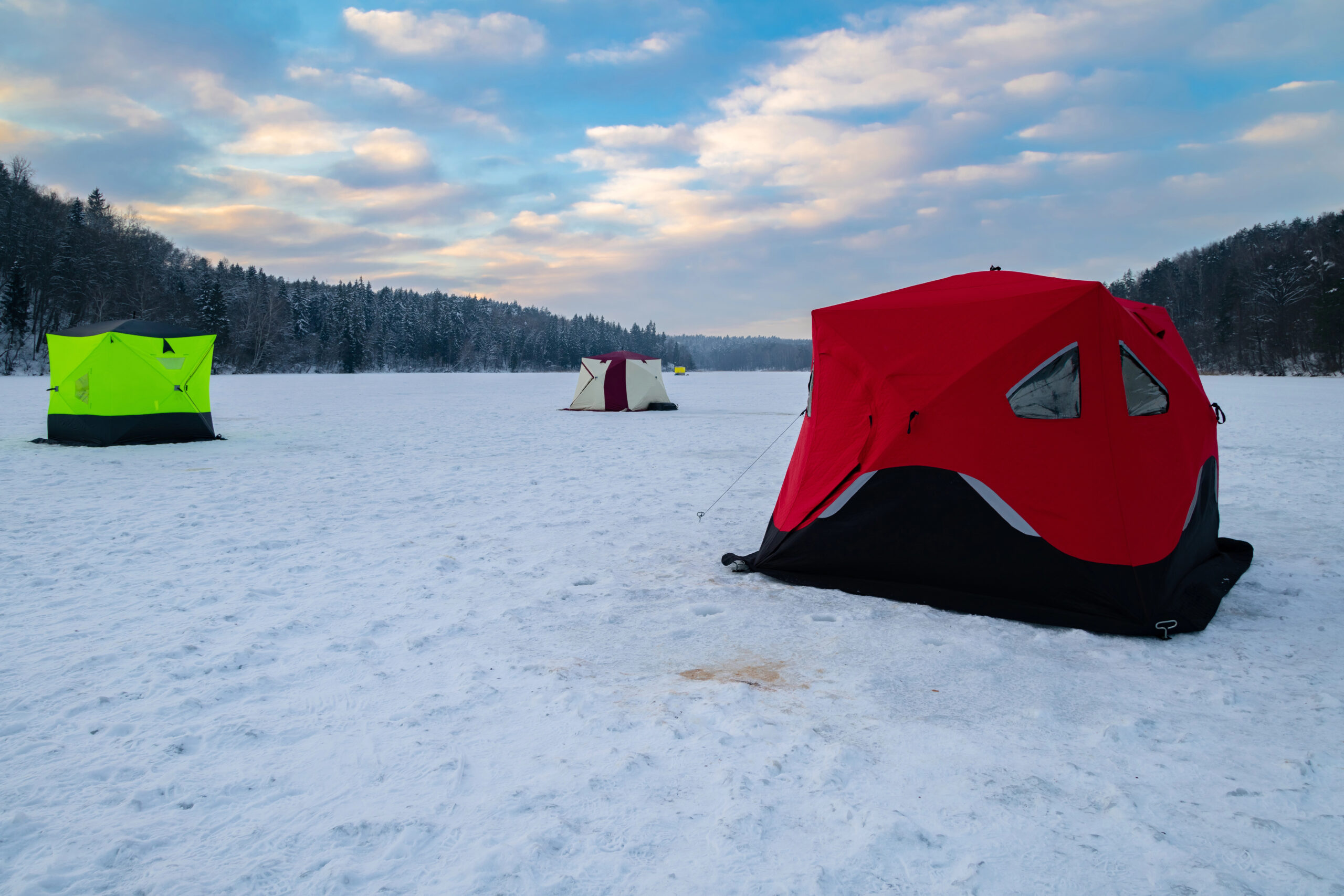 7 Ice Fishing Shelter Hacks to Stay Comfortable and Enjoy Longer Days on the Ice