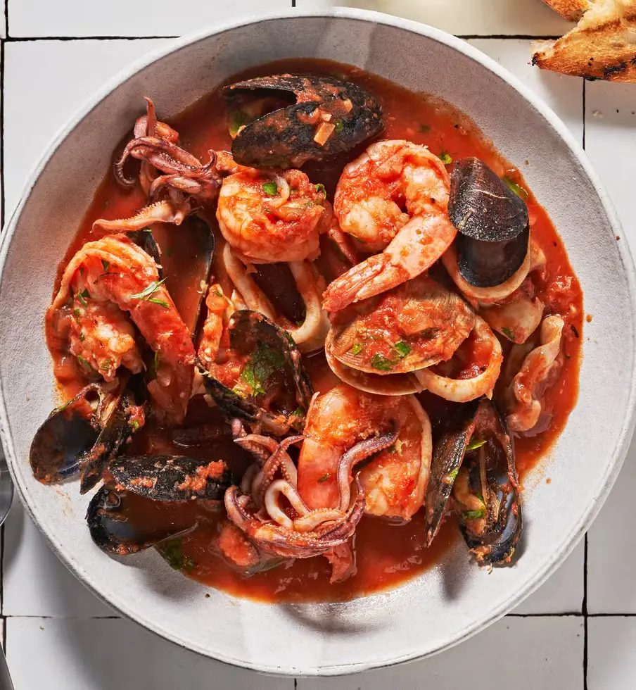 4-Zuppa di Pesce-delish-zuppa-di-pesce-secondary-655ec8e819792-v Zuppa di Pesce