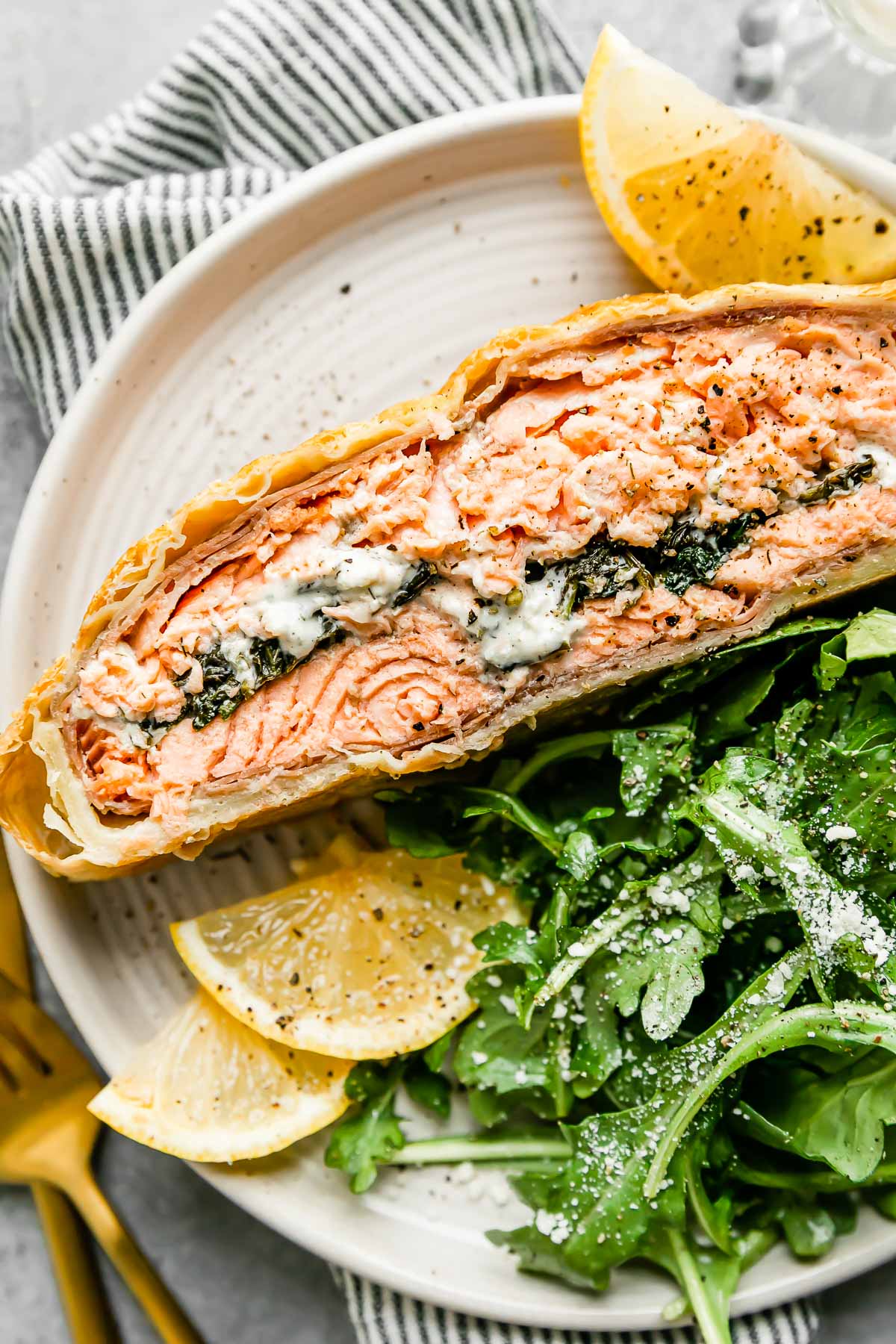 8-Salmon Wellington-Salmon-Wellington-Salmon-en-Croute-20 Salmon Wellington