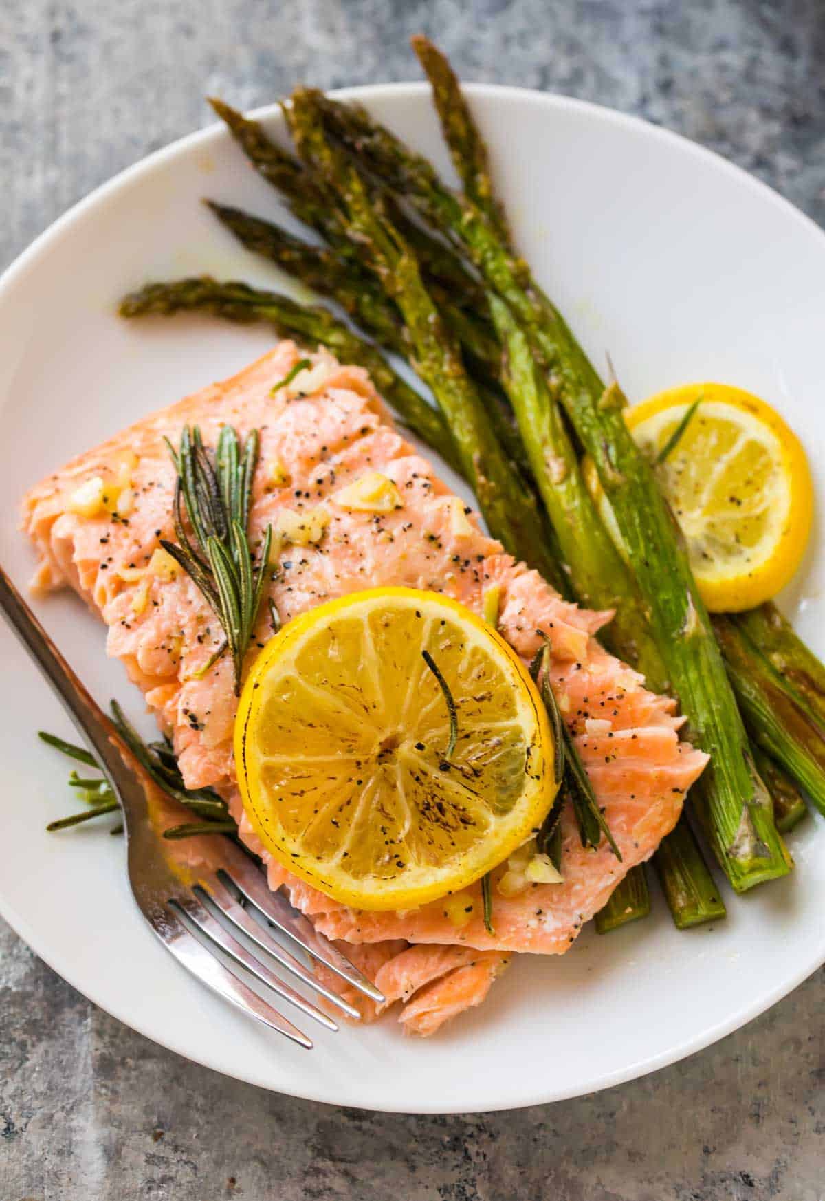 Best Baked Salmon Recipes - 1-Baked Salmon-How-to-Bake-Salmon-in-Foil
