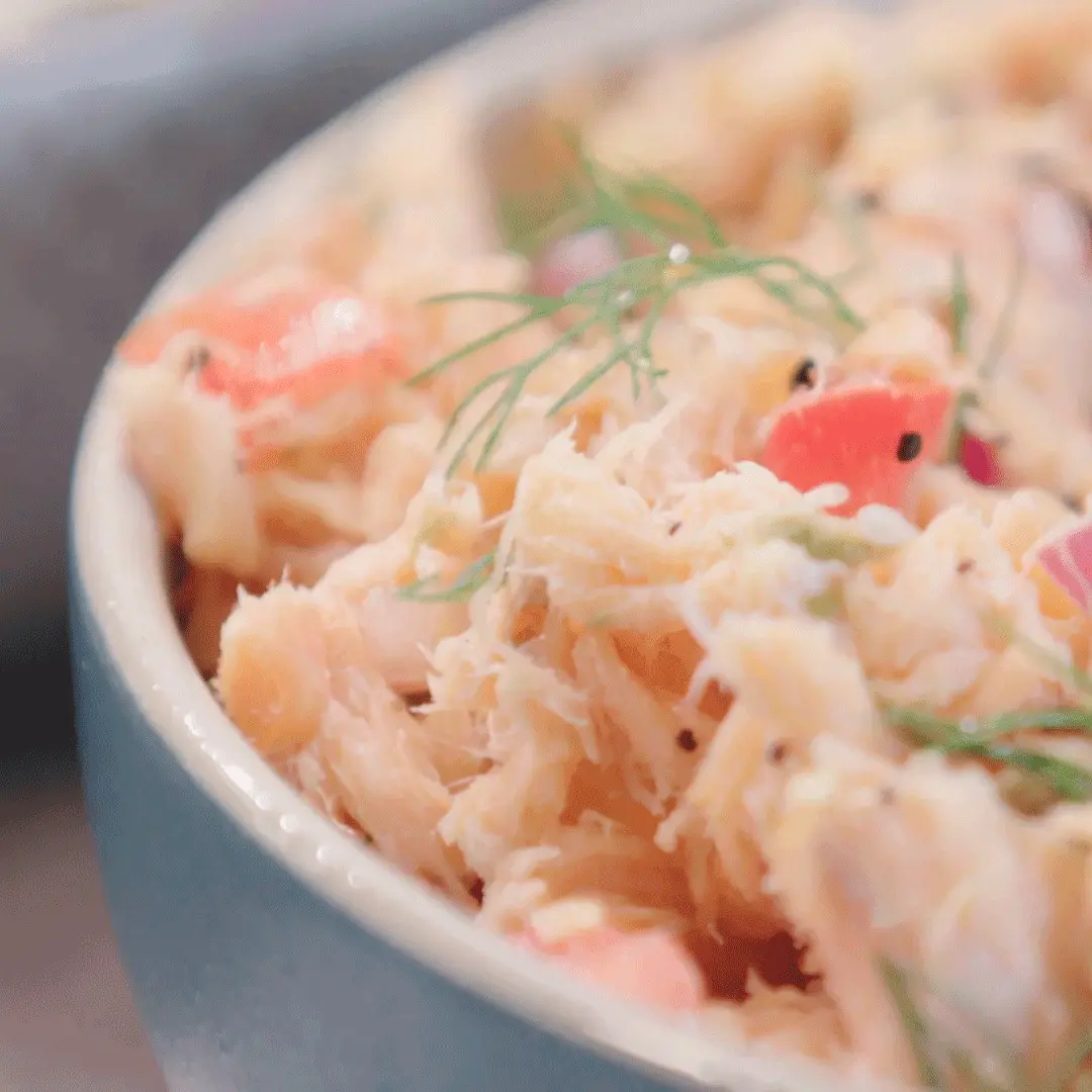 Smoked Salmon Salad Recipes - 1-Classic Smoked Salmon Salad-3e9bc5