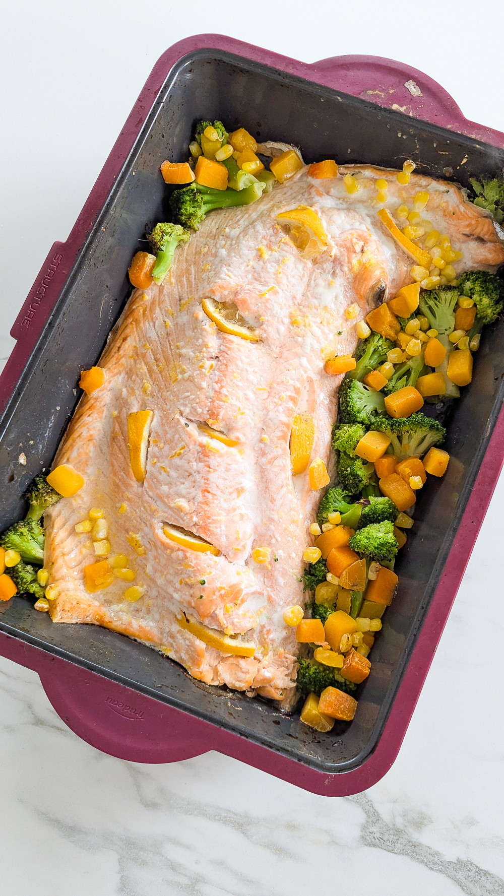 Quick And Easy Salmon Recipes Oven Baked - 4-Easy Oven-Baked Salmon With Veggies