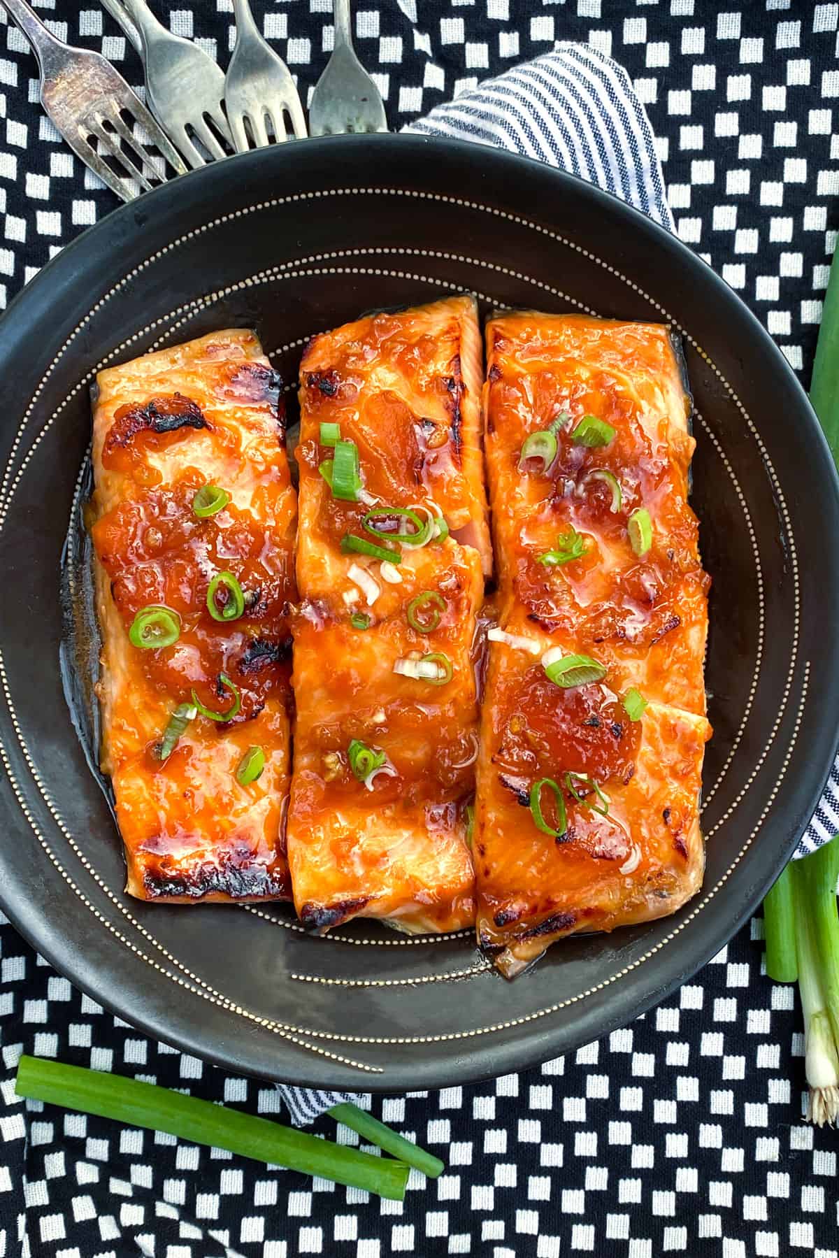 Broiled Salmon Recipes - 2-Broiled Salmon with Apricot Glaze-broiled-salmon