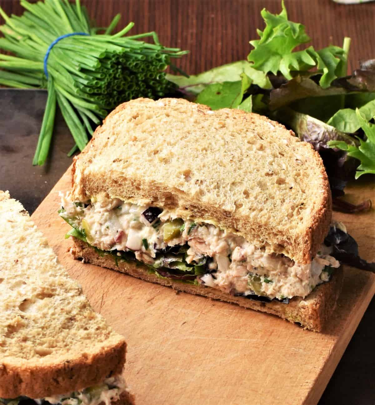 salmon salad sandwich recipes - 6-No-Mayo Salmon Salad Sandwich-healthy-salmon-salad-sandwich